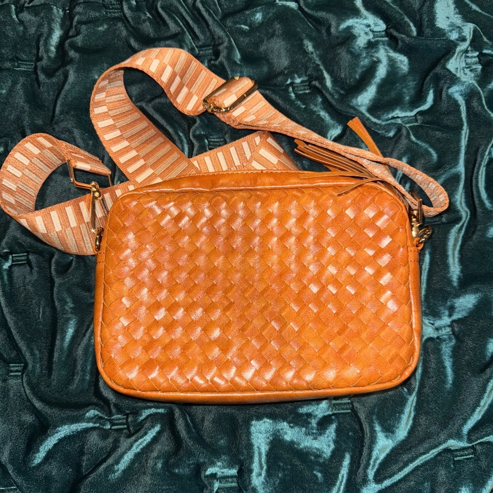 Brown / Tan Woven Faux Leather Crossbody Bag